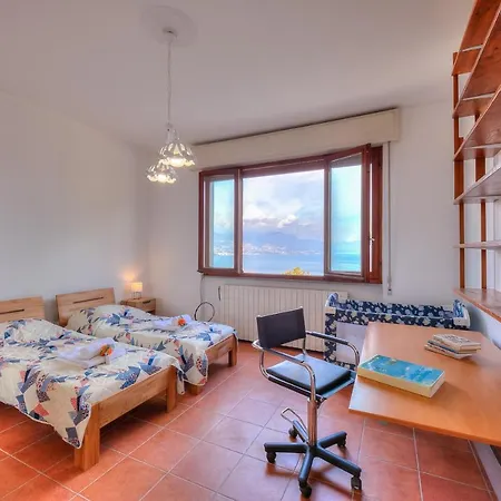 Vakantiehuis La Finestra Sul Lago - Happy